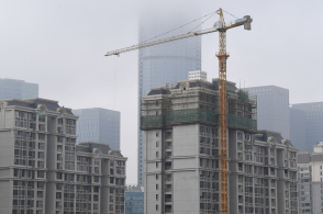 从建设到更新从投资到运营不只是行政架构与企业命名的调整而是预示着城...