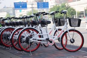 编辑部近日天津市约谈多家共享单车企业提出车辆投放设置电子围栏加强动...