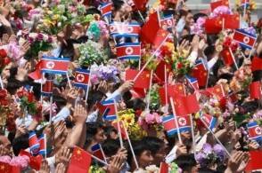6月8日中午中共中央总书记国家主席习近平乘专机抵达平壤开始对朝鲜进...