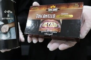 3月24日南京禄口机场海关在旅检渠道查获旅客携带雪茄328支入境海...