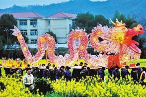 2月28日江苏省宿迁经开区黄河街道泰和社区开展邻聚泰和喜闹元宵活动...