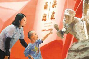 左上图6月29日新疆出入境边防检查总站阿勒泰边境管理支队青河边境管...