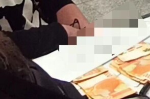 近日拱北海关所属港珠澳大桥海关查获一起旅客违规携带356万元港币出...