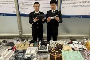 2月28日南京海关所属无锡海关在无锡硕放机场进境旅检渠道查获一名旅...