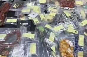 近日天津滨海机场海关在对进境航班进行先期机检时发现一名旅客行李图像...
